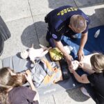 28.08.2021. Kielce. Festyn rodzinny. Przekazanie defibrylatora / Jarosław Kubalski / Radio Kielce