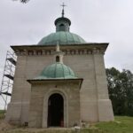 27.08.2021. Pińczów. Remont kaplicy św. Anny / Marta Gajda-Kruk / Radio Kielce