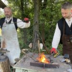 22.08.2021. Park Etnograficzny w Tokarni. Wytopki ołowiu / Kamil Król / Radio Kielce