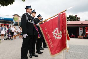 01.08.2021. Samsonów. Nowy wóz strażacki dla OSP w Samsonowie / Wiktor Taszłow / Radio Kielce