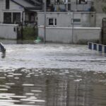 31.08.2021. Kielce. Zatorowany przepływ rzeki Lubrzanki przy ulicy Zielnej / Jarosław Kubalski / Radio Kielce
