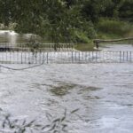 31.08.2021. Kielce. Zatorowany przepływ rzeki Lubrzanki przy ulicy Zielnej / Jarosław Kubalski / Radio Kielce