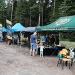 21.08.2021. Las nieopodal Nowin. VII Konwent Grupy Bushcraft Poland / Wiktor Taszłow / Radio Kielce