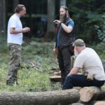 21.08.2021. Las nieopodal Nowin. VII Konwent Grupy Bushcraft Poland / Wiktor Taszłow / Radio Kielce