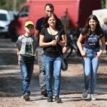 21.08.2021. Las nieopodal Nowin. VII Konwent Grupy Bushcraft Poland / Wiktor Taszłow / Radio Kielce