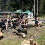21.08.2021. Las nieopodal Nowin. VII Konwent Grupy Bushcraft Poland / Wiktor Taszłow / Radio Kielce