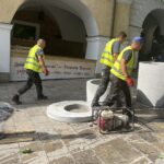 10.08.2021. Sandomierz. Budowa źródła wody pitnej na starówce / Grażyna Szlęzak-Wójcik / Radio Kielce