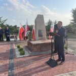 14.08.2021 Oleśnica. Odsłonięcie pomnika upamiętniającego dwóch żołnierzy armii gen. Józefa Hallera. Na zdjęciu poseł PiS Marek Kwitek / Grażyna Szlęzak-Wójcik / Radio Kielce