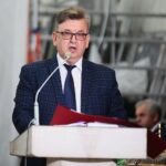 22.08.2021. Święty Krzyż. 370 rocznica śmierci Jeremiego Wiśniowieckiego. Msza święta. Na zdjęciu: Tomasz Pleban - wicestarosta kielecki / Wiktor Taszłow / Radio Kielce