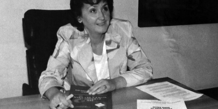 Mira Bielecka, zdjęcie archiwalne z ok. 1995 roku / Radio Kielce