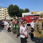 22.08.2021. Staszów. Dzień Chleba - korowód dożynkowy / Grażyna Szlęzak-Wójcik / Radio Kielce