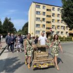 22.08.2021. Staszów. Dzień Chleba - korowód dożynkowy / Grażyna Szlęzak-Wójcik / Radio Kielce