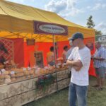 22.08.2021. Staszów. Dzień Chleba - korowód dożynkowy / Grażyna Szlęzak-Wójcik / Radio Kielce