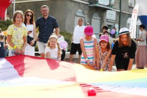 22.08.2021. Chęciny. „Wakacje 2021. Spotkajmy się” / Wiktor Taszlow / Radio Kielce