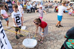 22.08.2021. Chęciny. „Wakacje 2021. Spotkajmy się” / Wiktor Taszlow / Radio Kielce