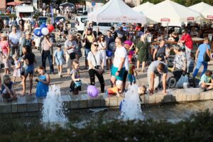 22.08.2021. Chęciny. „Wakacje 2021. Spotkajmy się” / Wiktor Taszlow / Radio Kielce