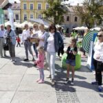 28.08.2021. Kielce. Festyn rodzinny. Przekazanie defibrylatora / Jarosław Kubalski / Radio Kielce