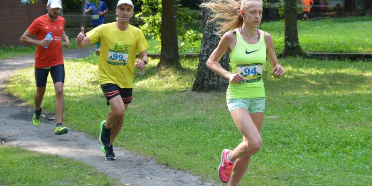 Ostrowiec Św. „IX MosirGutwinRun 2021 – Maraton i Półmaraton na raty” / MOSiR Ostrowiec