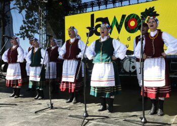 20.06.2021. Tokarnia. Park Etnograficzny. „Jawor u źródeł kultury” / Jarosław Kubalski / Radio Kielce