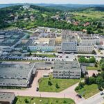 06.07.2021 Kielce. Świętokrzyskie Centrum Onkologii i parkingi wokoło ŚCO / Jarosław Kubalski / Radio Kielce