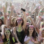 02.07.2016 Kielce. Festiwal Kolorów na parkingu Galerii Korona. / Jarosław Kubalski / Radio Kielce