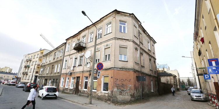 04.03.2019 Kielce. Zaniedbane budynki i kamienice. Ulica Silniczna / Jarosław Kubalski / Radio Kielce