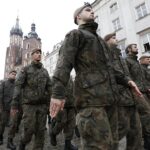 06.08.2021 Kraków. 56. Marsz Szlakiem I Kompanii Kadrowej / Jarosław Kubalski / Radio Kielce