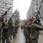 06.08.2021 Kraków. Marsz Szlakiem I Kompanii Kadrowej. Wymarsz z Oleandrów / Jarosław Kubalski / Radio Kielce