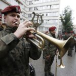 06.08.2021 Kraków. Marsz Szlakiem I Kompanii Kadrowej. Wymarsz z Oleandrów / Jarosław Kubalski / Radio Kielce