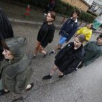 06.08.2021 Kraków. Marsz Szlakiem I Kompanii Kadrowej. Wymarsz z Oleandrów / Jarosław Kubalski / Radio Kielce