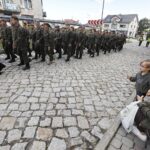 06.08.2021 Słomniki. 56. Marsz Szlakiem I Kompanii Kadrowej / Jarosław Kubalski / Radio Kielce