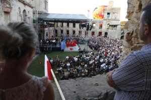 13.08.2021. Ujazd. Koncert "Polska dziękuje - w duchu Niepodległej" / Jarosław Kubalski / Radio Kielce