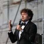 13.08.2021. Ujazd. Koncert "Polska dziękuje - w duchu Niepodległej". Na zdjęciu: Piotr Rubik / Jarosław Kubalski / Radio Kielce