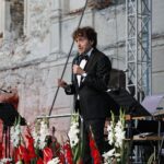 13.08.2021. Ujazd. Koncert "Polska dziękuje - w duchu Niepodległej". Na zdjęciu: Piotr Rubik / Jarosław Kubalski / Radio Kielce