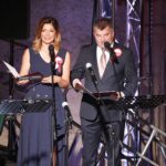 13.08.2021. Ujazd. Koncert "Polska dziękuje - w duchu Niepodległej". Na zdjęciu: Elżbieta Dziewięcka-Mąkosa - TVP3 Kielce, Radosław Podsiadły - Radio Kielce / Jarosław Kubalski / Radio Kielce