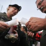 11.08.2021 Chęciny.  56. Marsz Szlakiem I Kompanii Kadrowej / Jarosław Kubalski / Radio Kielce