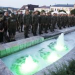 11.08.2021 Chęciny.  56. Marsz Szlakiem I Kompanii Kadrowej / Jarosław Kubalski / Radio Kielce