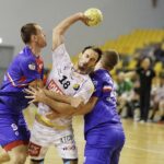 24.08.2021 Kielce. Mecz Łomża Vive Kielce – Azoty Puławy. Igor Karacić / Jarosław Kubalski / Radio Kielce