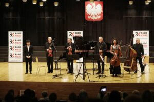 28.08.2021 Kielce. Zespół Państwowych Szkół Muzycznych. Koncert z cyklu "Chopinowskie inspiracje". Viet Trung Nguyen oraz Kwintet Smyczkowy Arso / Jarosław Kubalski / Radio Kielce