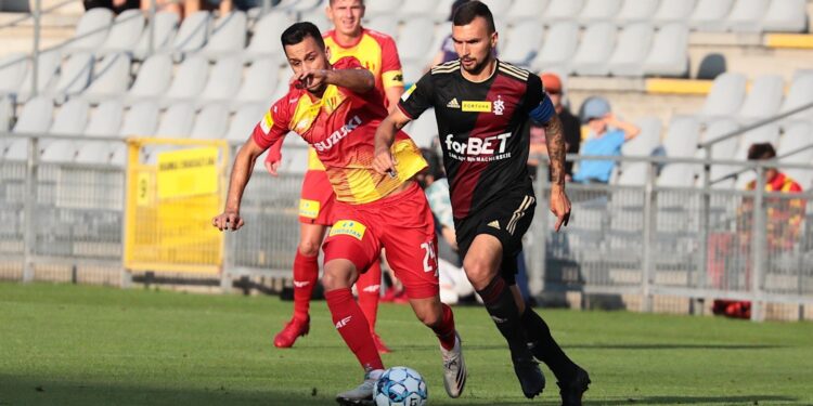 21.08.2021. Kielce. Suzuki Arena. Fortuna 1 Liga. Korona Kielce - ŁKS Łódź / Wiktor Taszłow / Radio Kielce