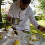 11.08.2021. Letnia kuchnia Radia Kielce. Kosmiczna środa. na zdjęciu Konrad Stokowiec, szef restauracji w Willi Hueta / Anna Kwapisz / Radio Kielce