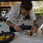 12.08.2021. Letnia kuchnia Radia Kielce. Mięsny czwartek. Na zdjęciu Mateusz Cheda, szef kuchni restauracji RoloLolo / Anna Kwapisz / Radio Kielce