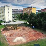 03.08.2021 Kielce. Teren Politechniki Świętokrzyskiej. Budowa toru dla łazików marsjańskich / Jarosław Kubalski / Radio Kielce