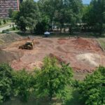 03.08.2021 Kielce. Teren Politechniki Świętokrzyskiej. Budowa toru dla łazików marsjańskich / Jarosław Kubalski / Radio Kielce