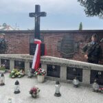 01.08.2021. Sandomierz. Uroczystości upamiętniające powstańców warszawskich i 77. rocznicę bitwy pod Pielaszowem. Na zdjęciu: Mogiła Pielaszowiaków / Grażyna Szlęzak-Wójcik / Radio Kielce