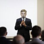 27.08.2021 Kielce. Muzeum Dialogu Kultur. Obchody święta niepodległości Ukrainy. Przemawia przewodniczący sejmiku Andrzej Pruś / Jarosław Kubalski / Radio Kielce