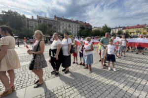 01.08.2021. Ostrowiec Świętokrzyski. Żywy znak Polski Walczącej / Emilia Sitarska / Radio Kielce