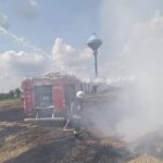 22.08.2021. Pożary pól i maszyn rolniczych / Ratownictwo Powiatu Ostrowieckiego