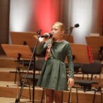 27.08.2021 Kielce. Filharmonia Świętokrzyska. Koncert pieśni patriotycznych. Michalina Cedro / Jarosław Kubalski / Radio Kielce