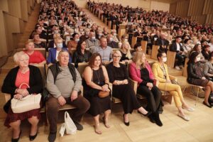 27.08.2021 Kielce. Filharmonia Świętokrzyska. Koncert pieśni patriotycznych / Jarosław Kubalski / Radio Kielce